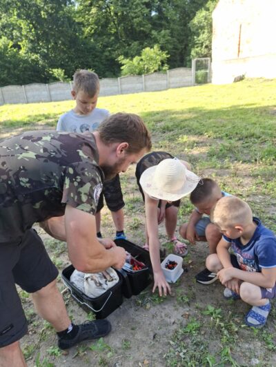 Warsztaty niecenia ognia w Przechodzie